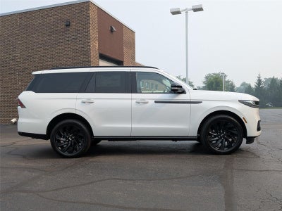 2026 Lincoln Navigator Reserve