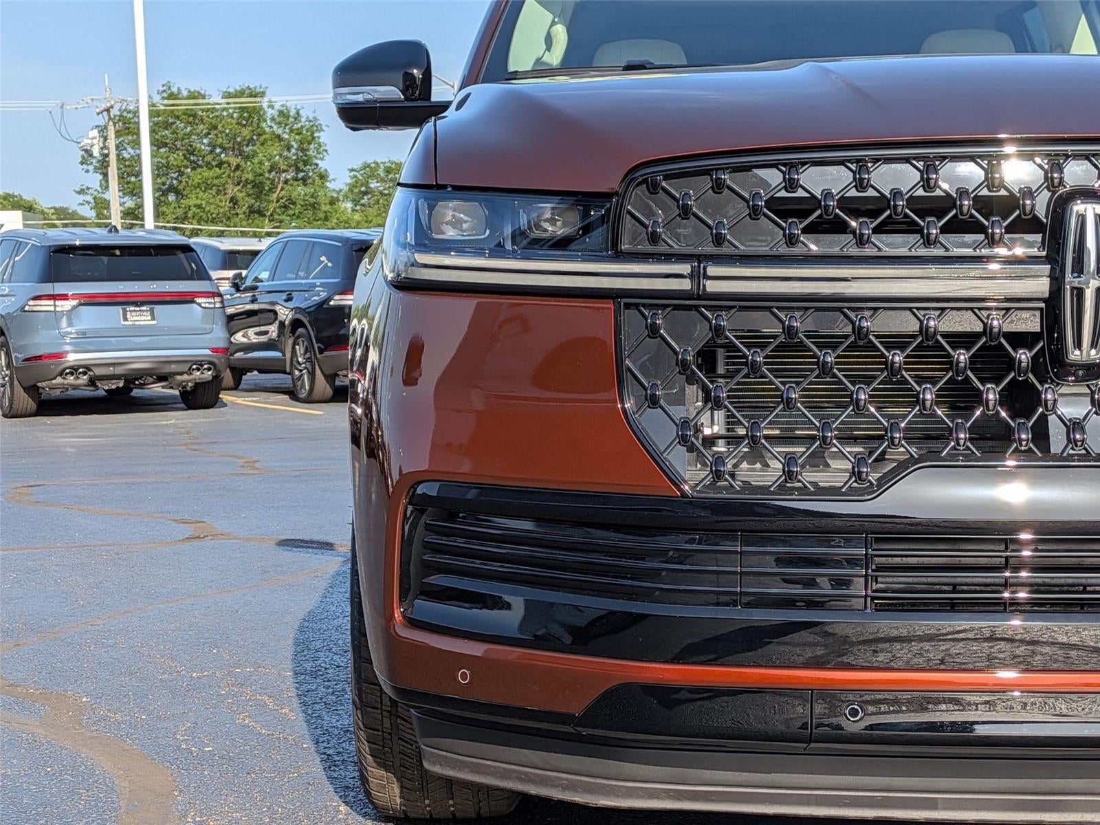 2027 Lincoln Navigator Reserve