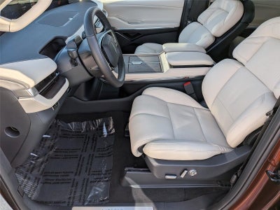 2027 Lincoln Navigator Reserve