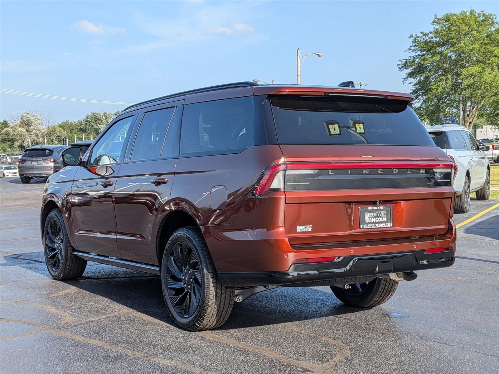 2027 Lincoln Navigator Reserve