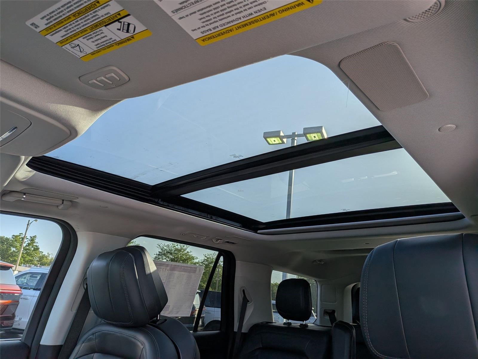 2027 Lincoln Navigator Reserve