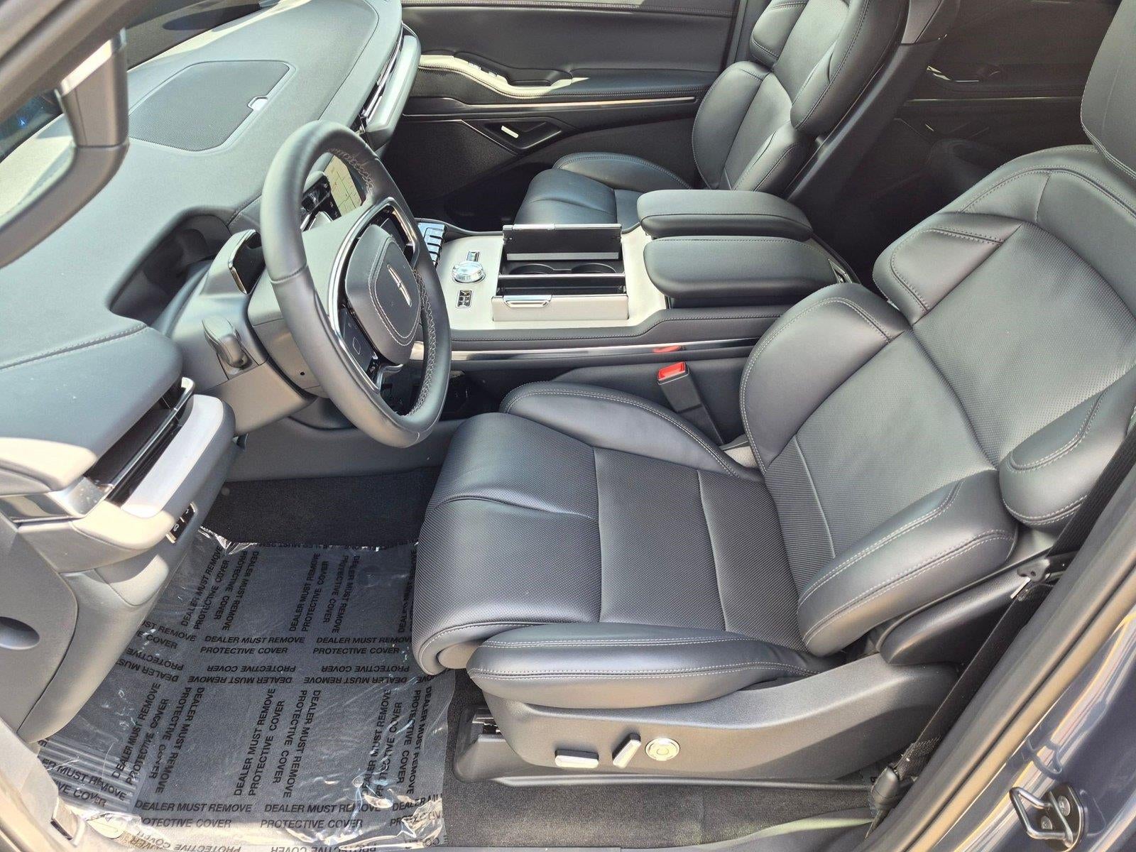 2027 Lincoln Navigator Reserve