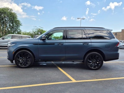 2027 Lincoln Navigator Reserve