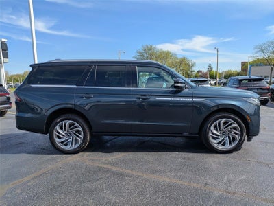 2025 Lincoln Navigator Reserve