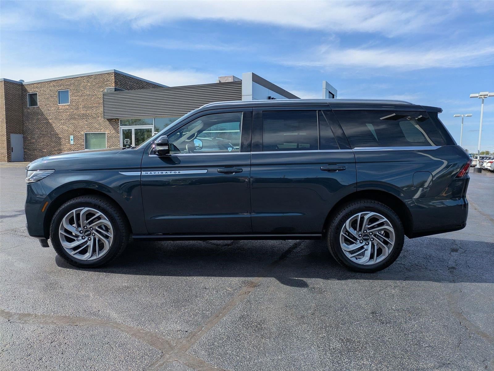 2025 Lincoln Navigator Reserve