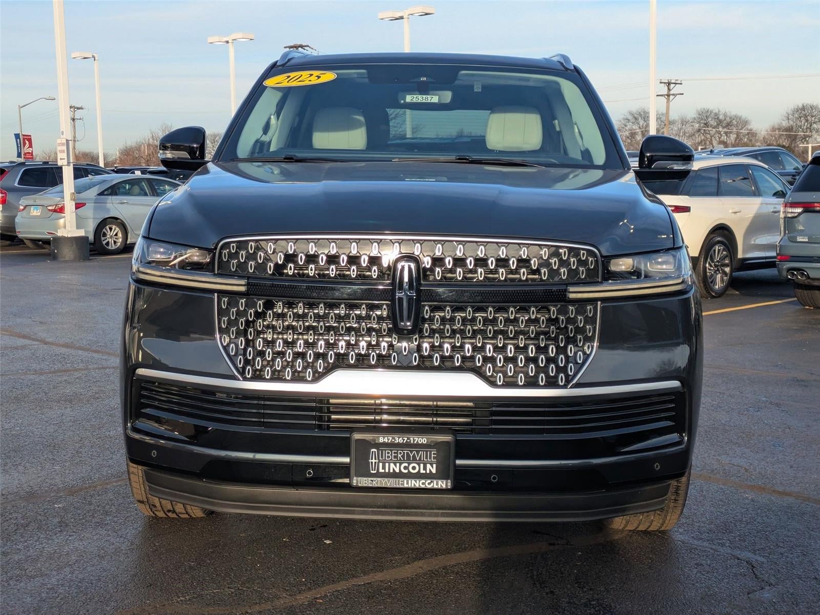 2025 Lincoln Navigator Reserve