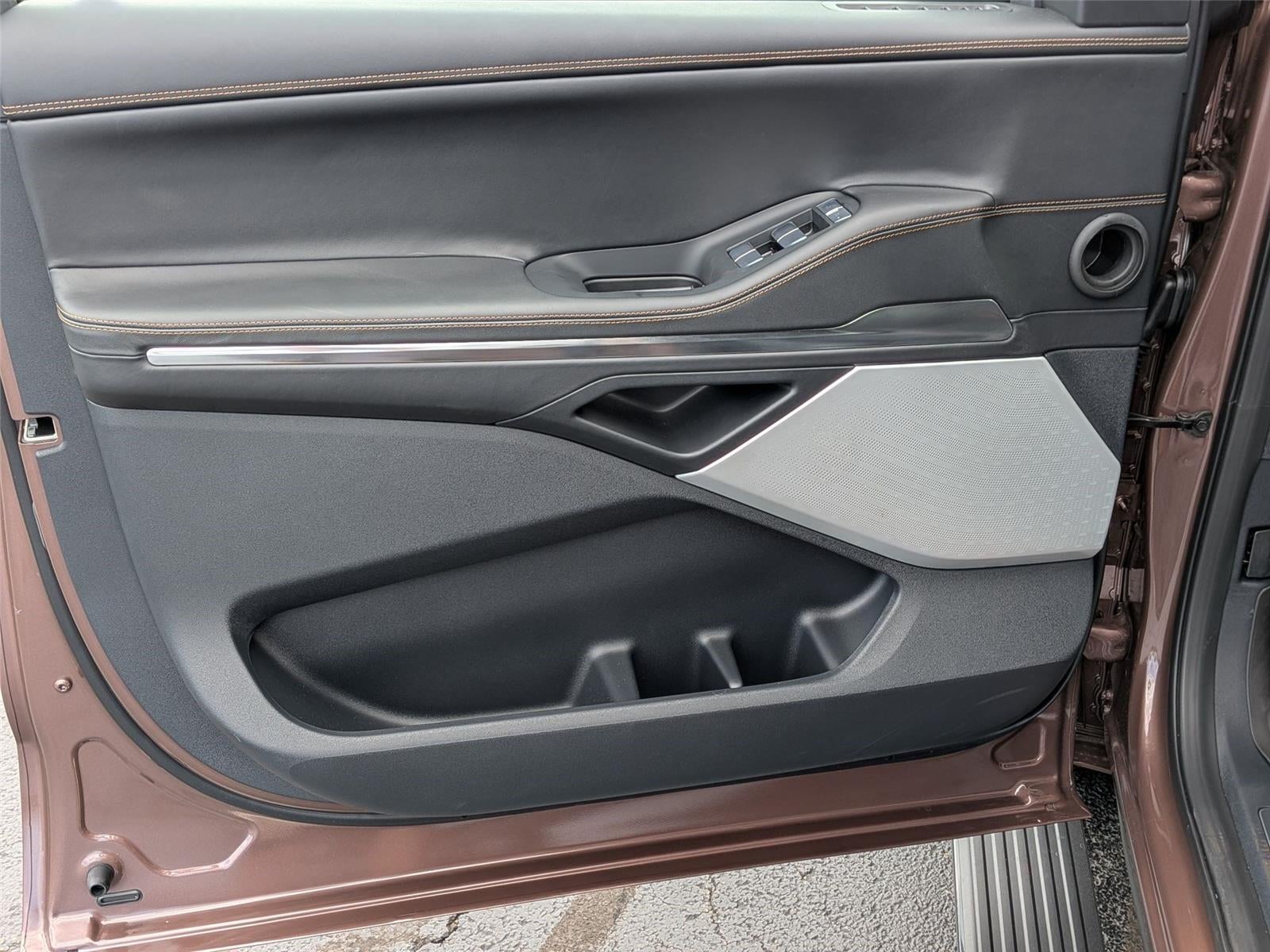 2027 Lincoln Navigator Black Label
