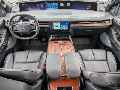 2027 Lincoln Navigator Black Label