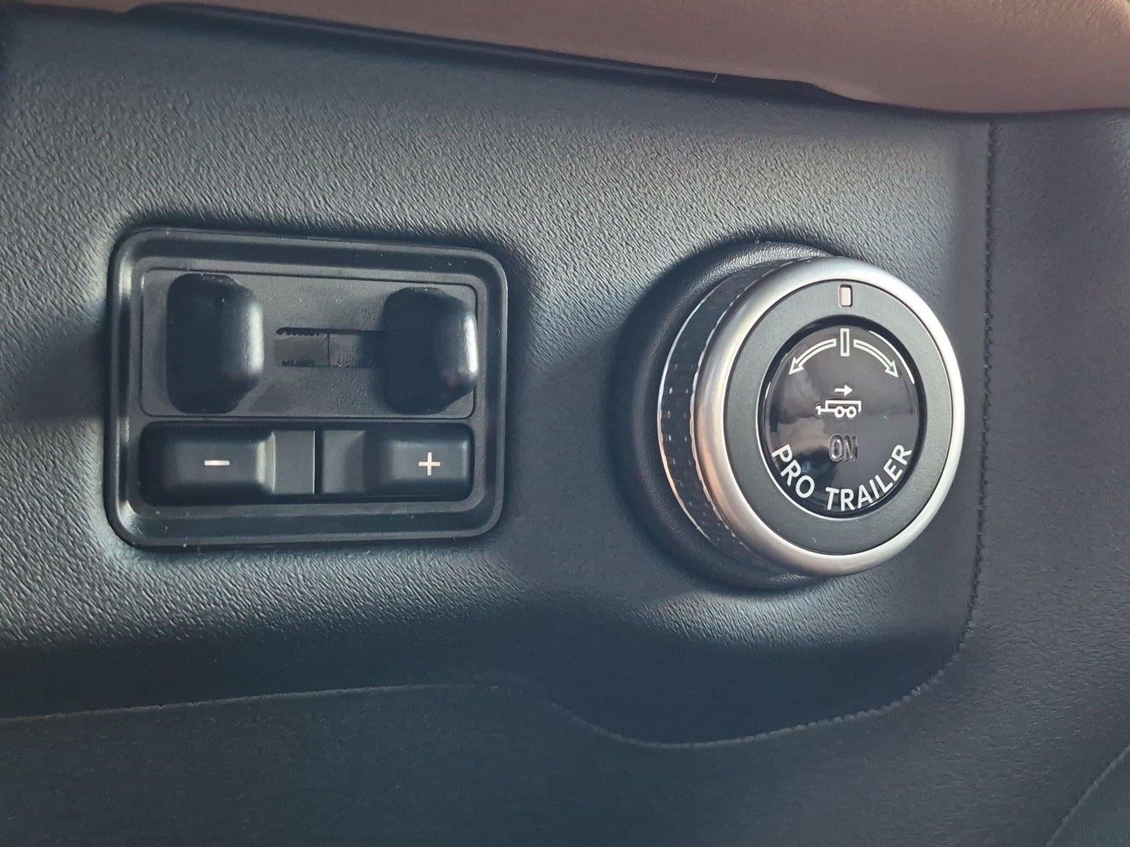 2027 Lincoln Navigator Black Label