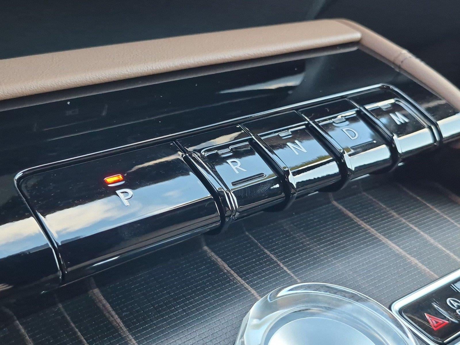 2027 Lincoln Navigator Black Label