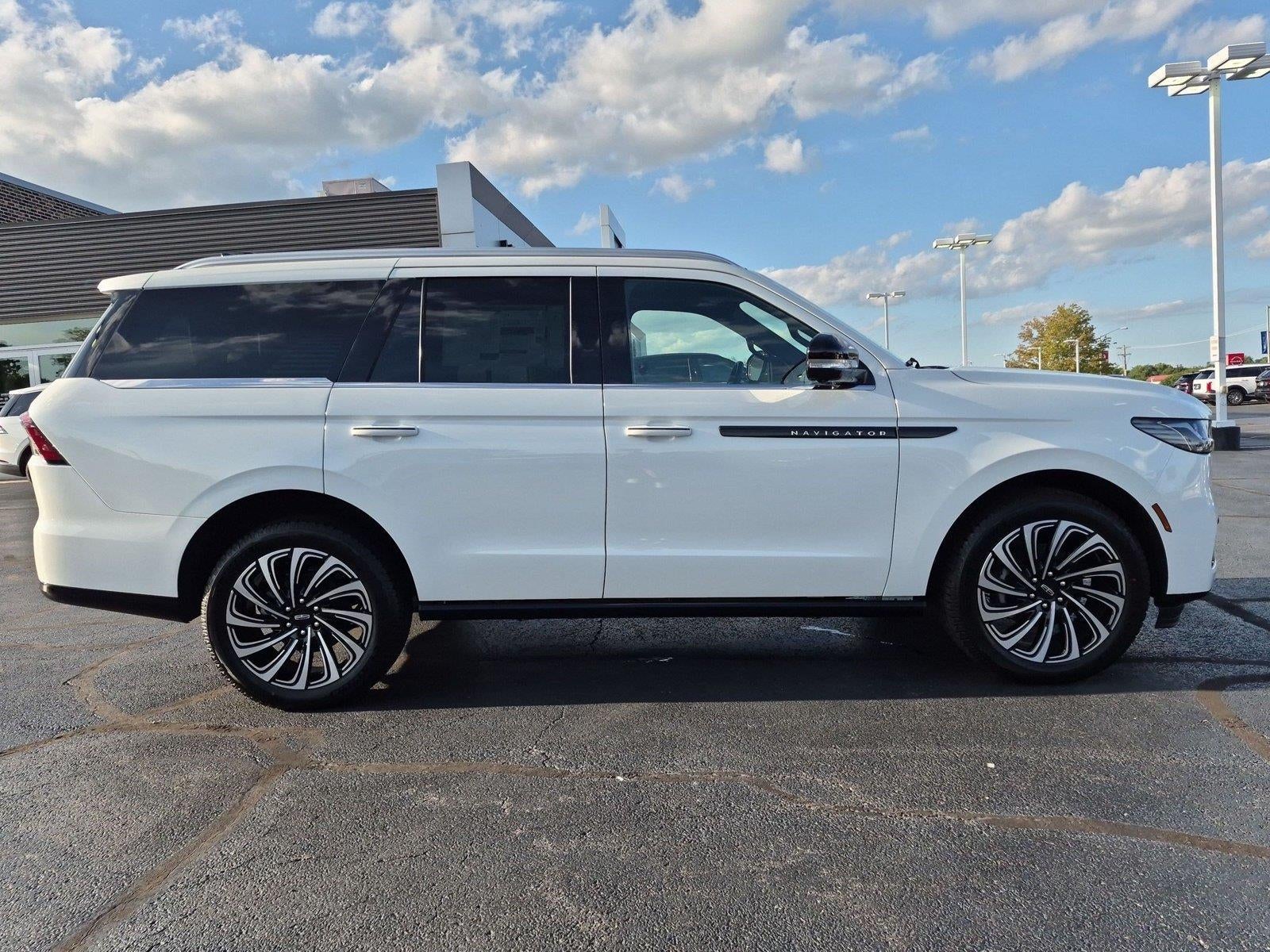 2027 Lincoln Navigator Black Label