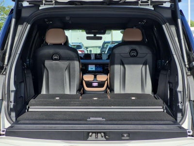 2027 Lincoln Navigator Black Label