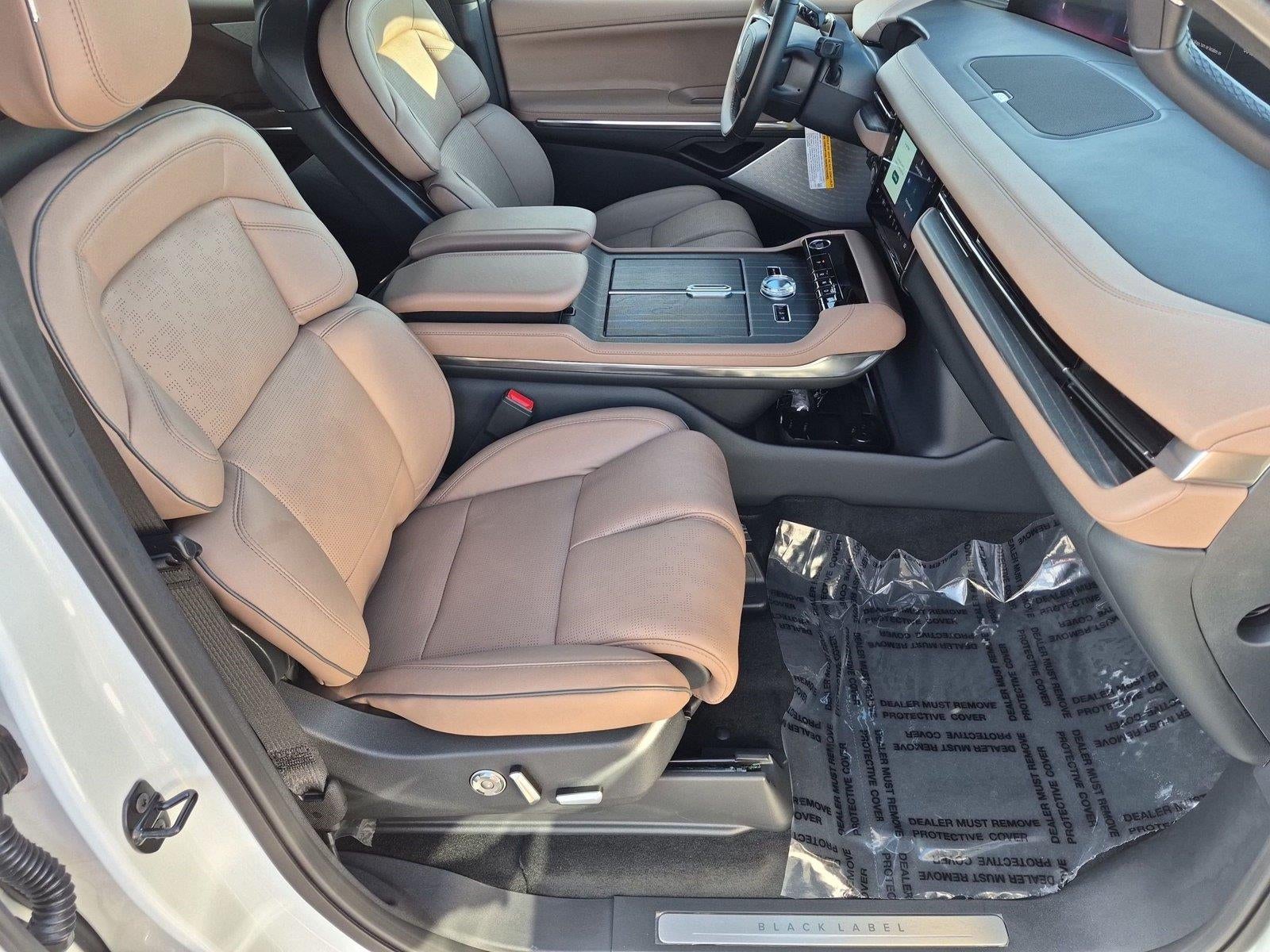2027 Lincoln Navigator Black Label