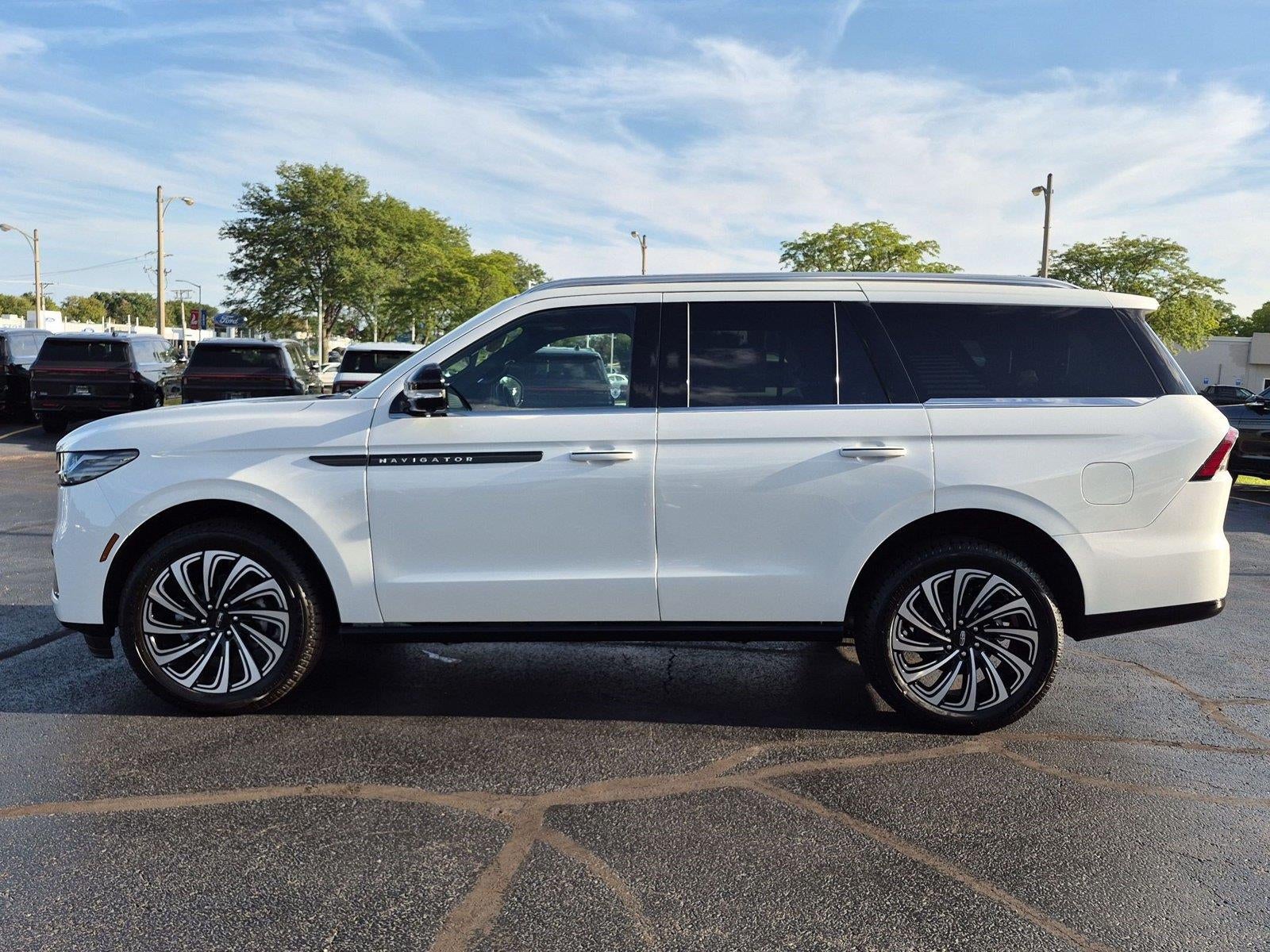 2027 Lincoln Navigator Black Label