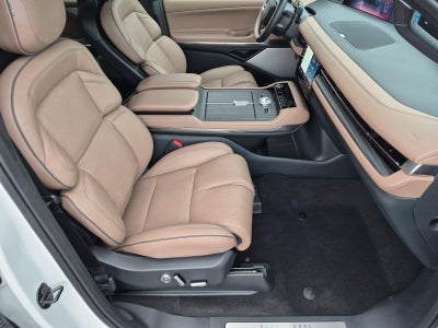 2027 Lincoln Navigator Black Label