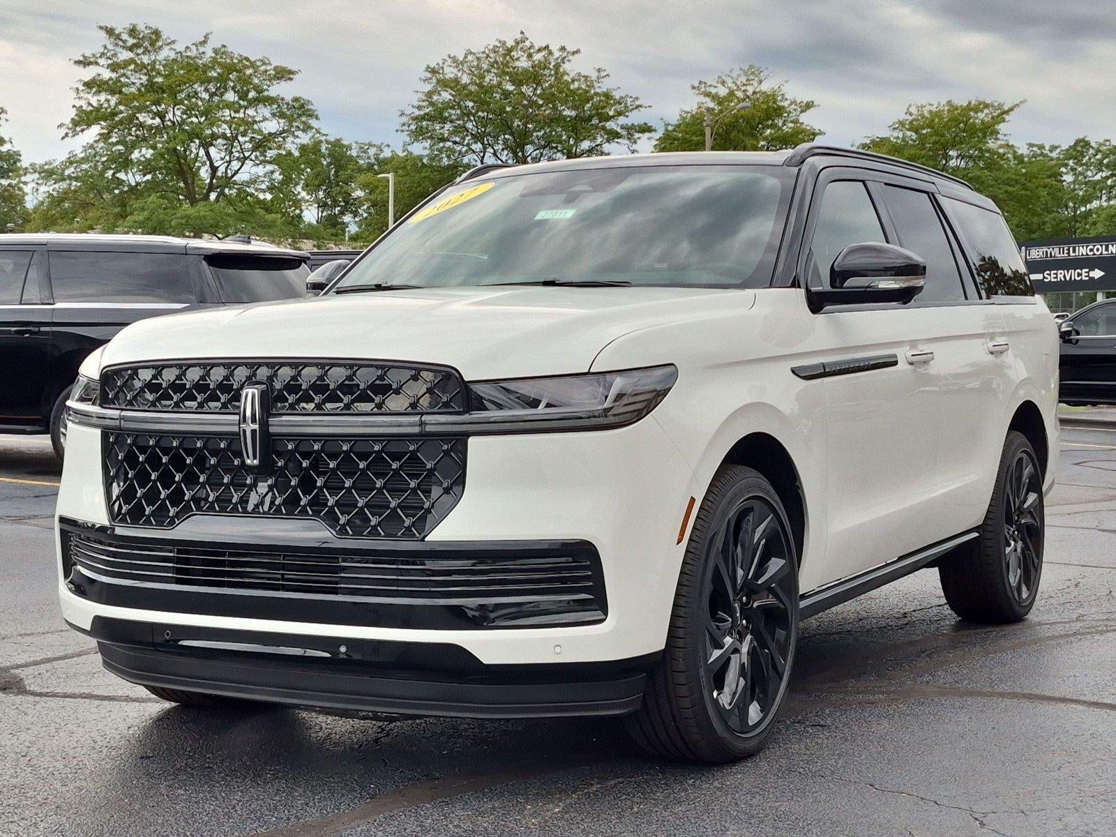 2027 Lincoln Navigator Black Label