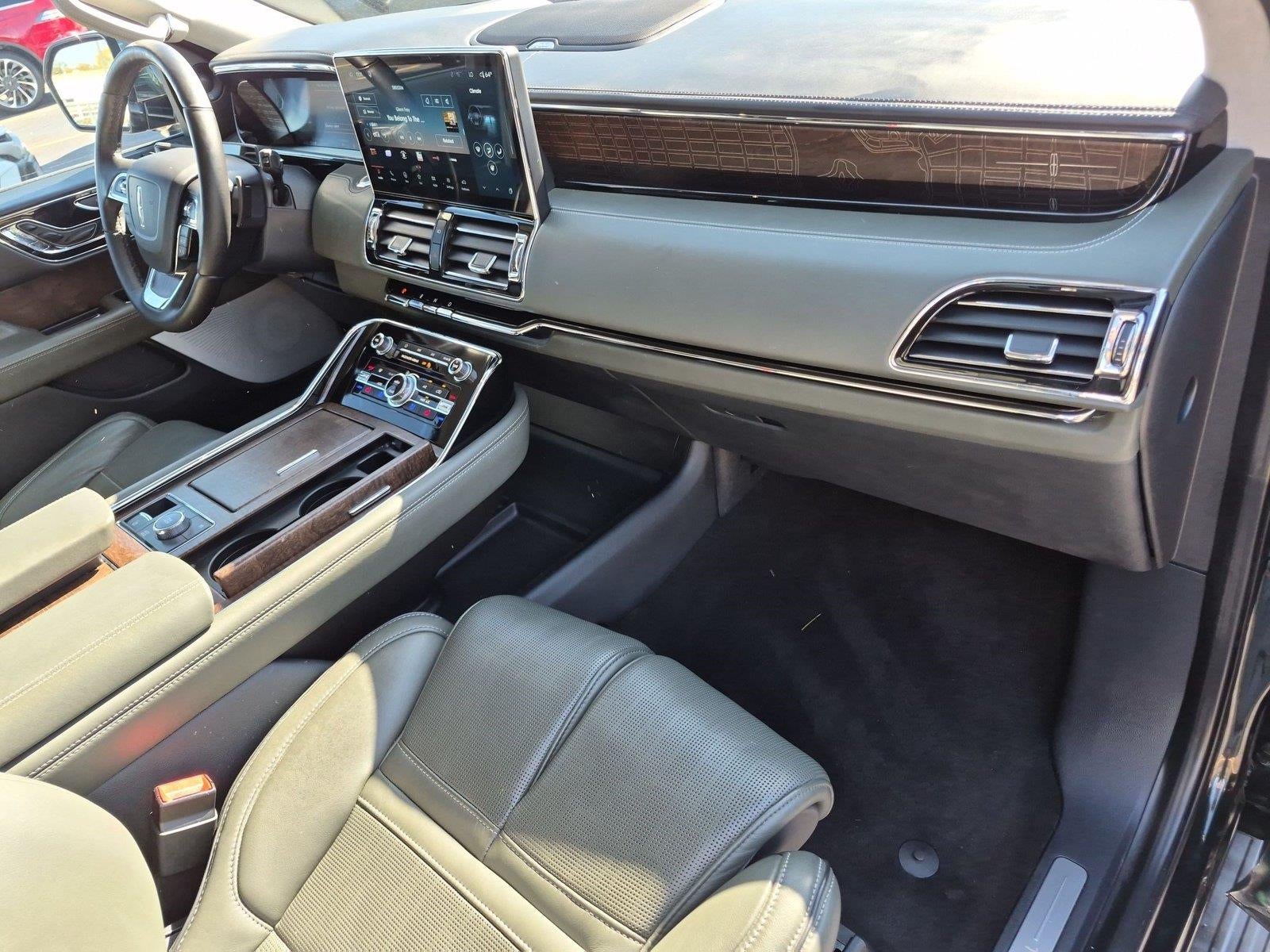 2024 Lincoln Navigator Black Label