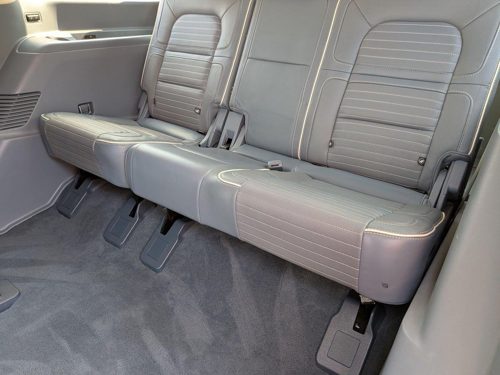 2021 Lincoln Navigator Black Label
