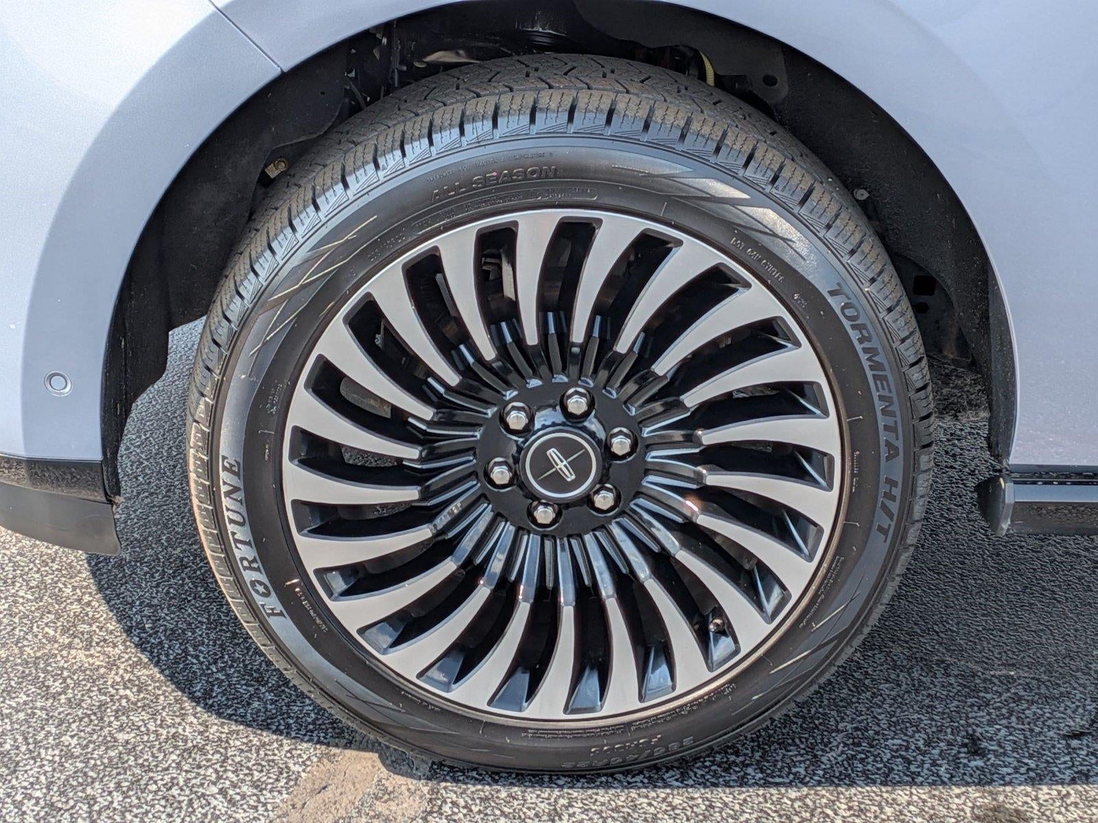 2021 Lincoln Navigator Black Label