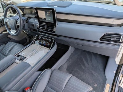 2021 Lincoln Navigator Black Label
