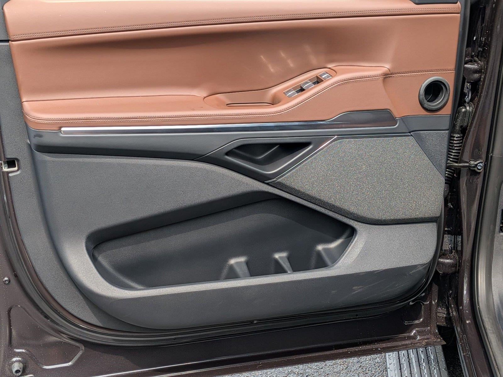 2027 Lincoln Navigator L Reserve