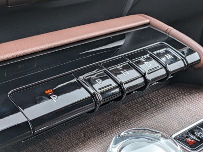 2027 Lincoln Navigator L Reserve