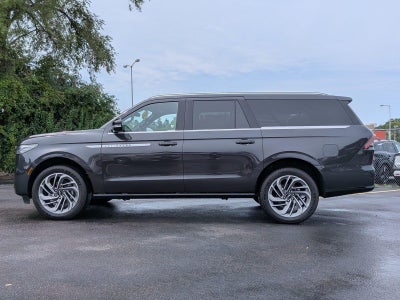 2027 Lincoln Navigator L Reserve