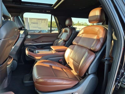 2027 Lincoln Navigator L Reserve