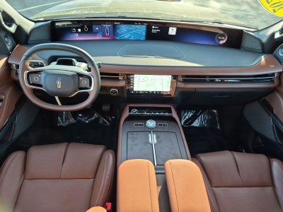 2027 Lincoln Navigator L Reserve