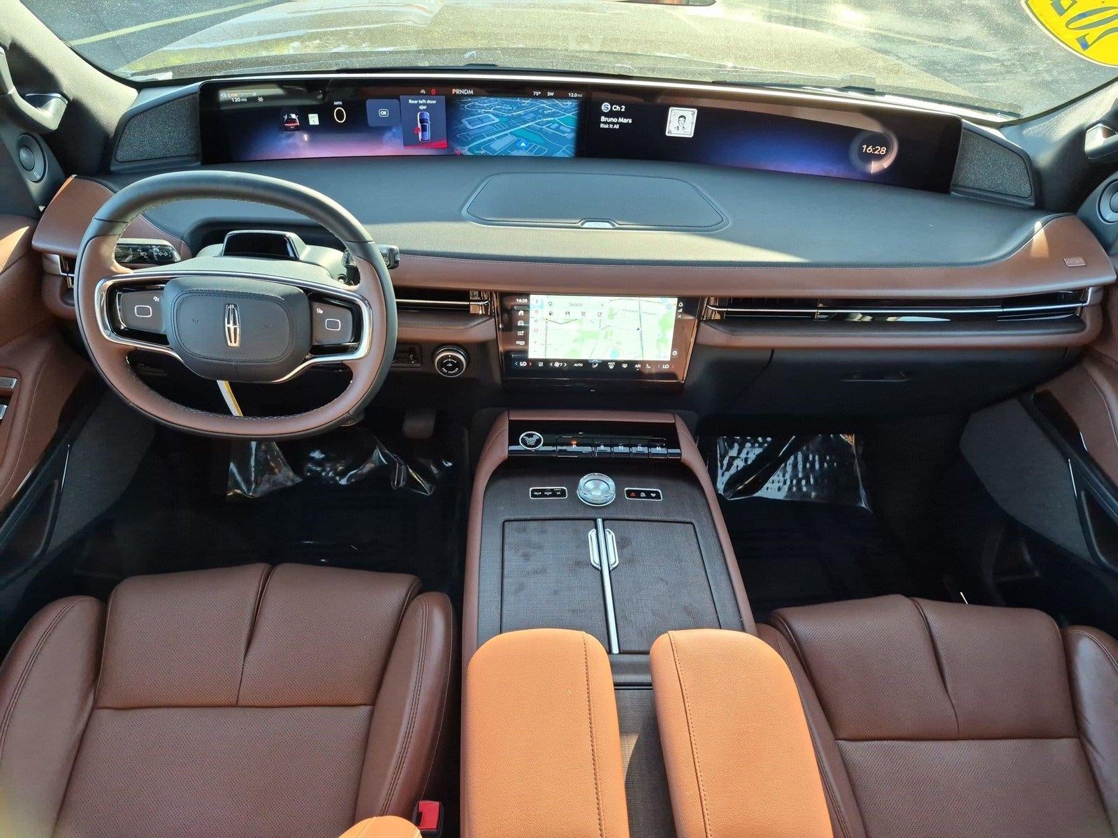 2027 Lincoln Navigator L Reserve