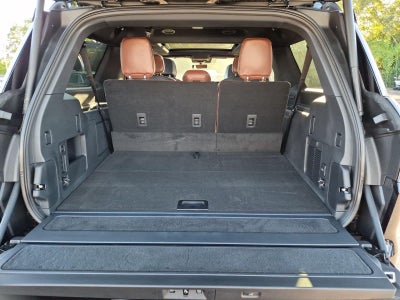 2027 Lincoln Navigator L Reserve