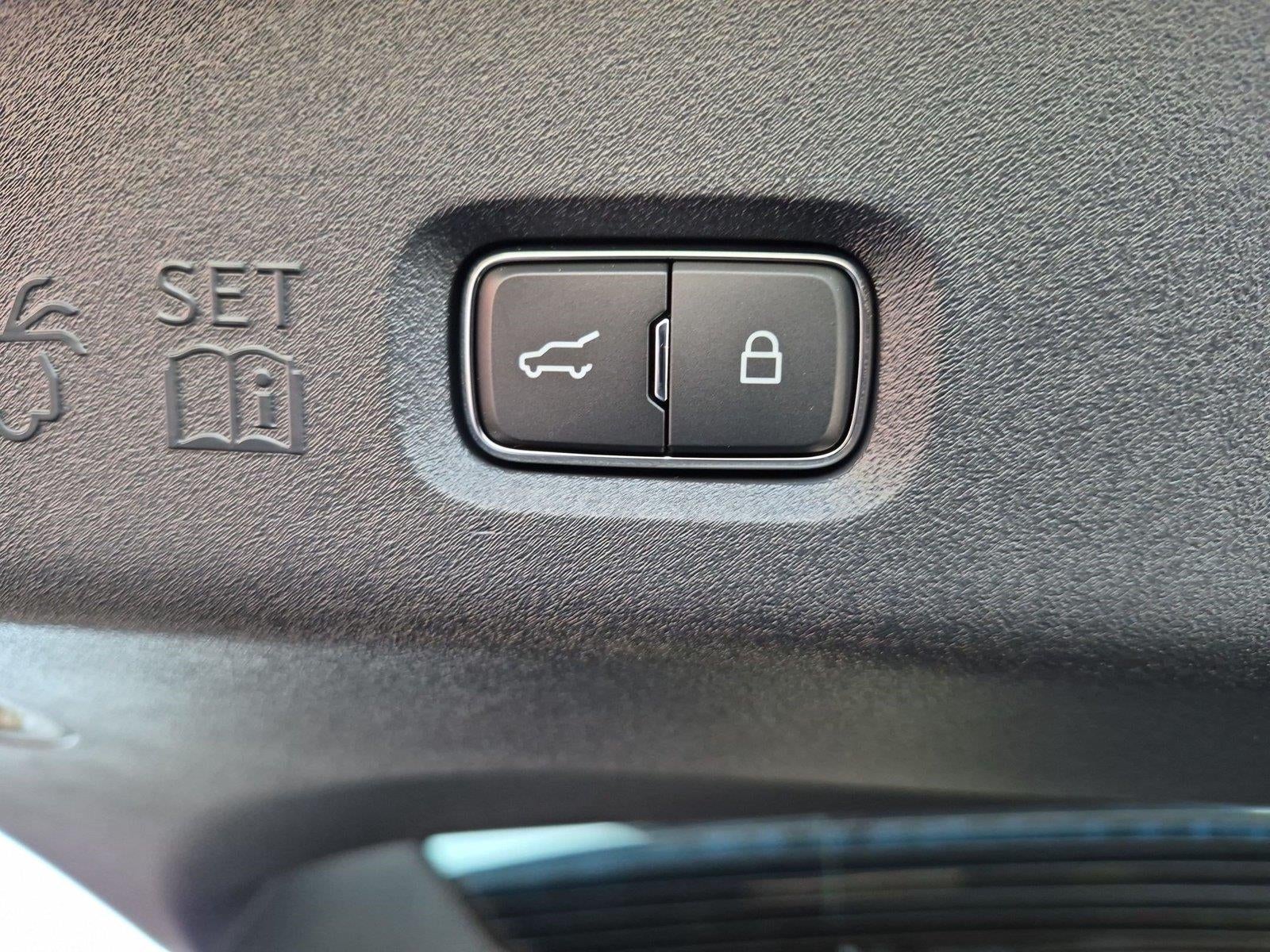 2027 Lincoln Navigator L Reserve