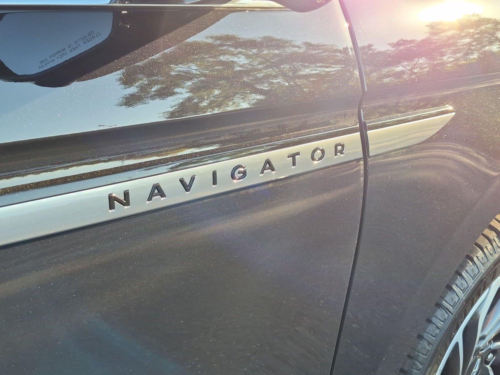 2027 Lincoln Navigator L Reserve