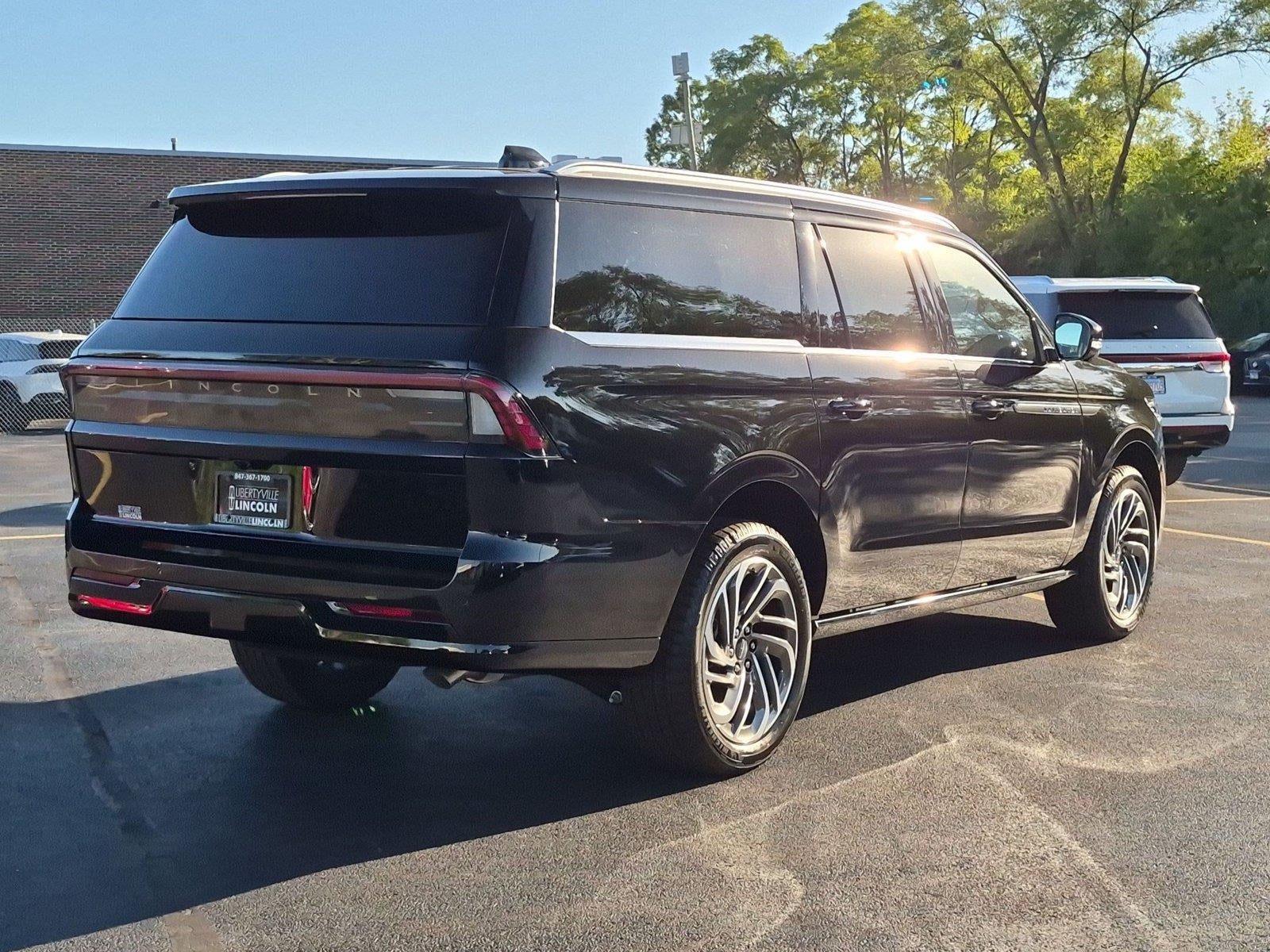 2027 Lincoln Navigator L Reserve