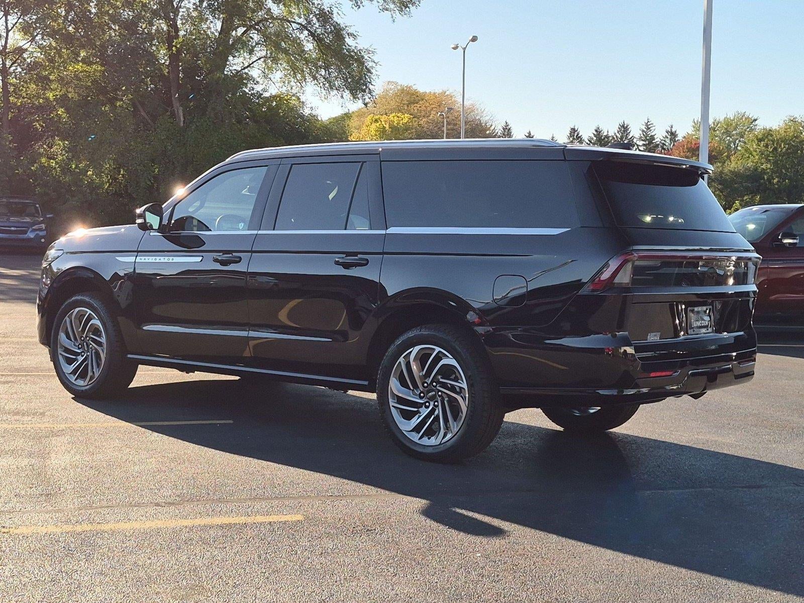 2027 Lincoln Navigator L Reserve