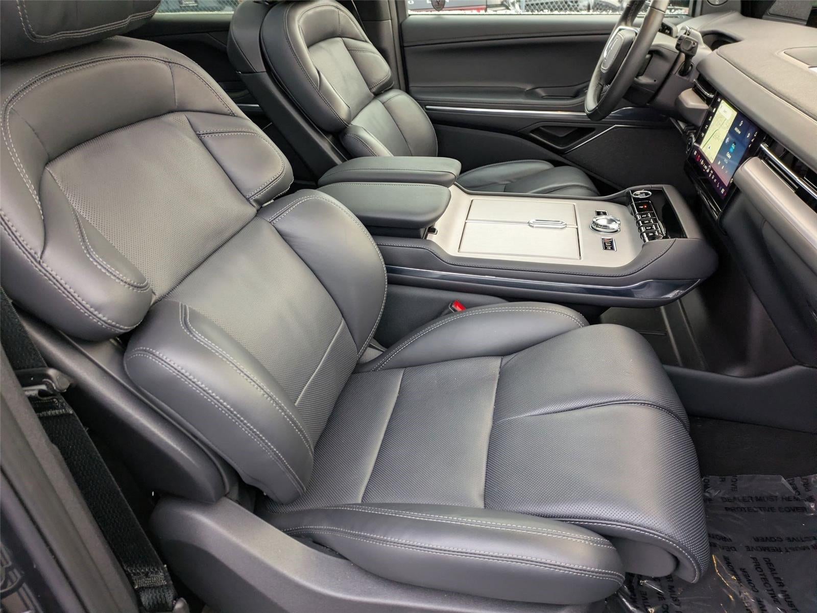 2025 Lincoln Navigator L Reserve