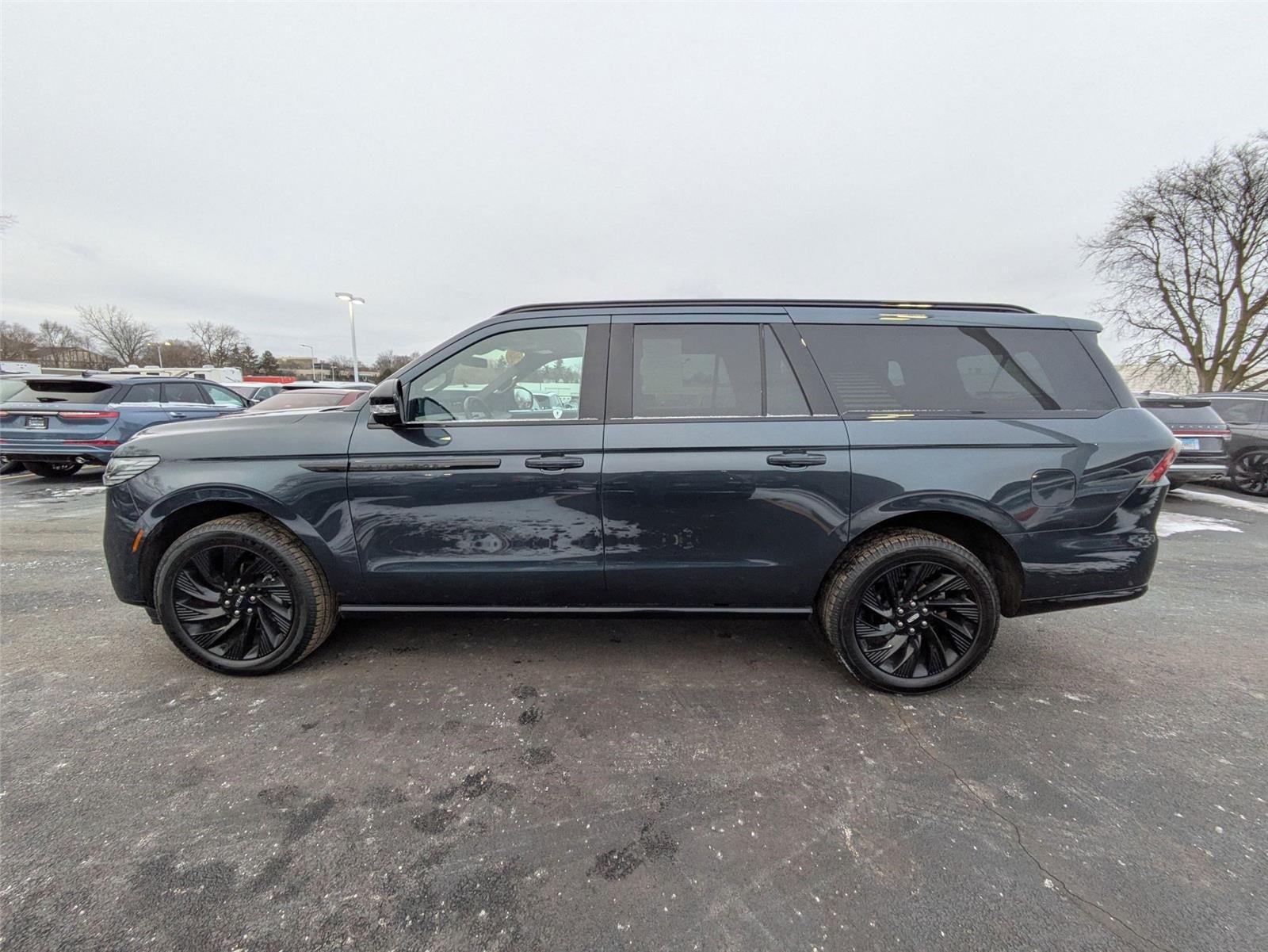 2025 Lincoln Navigator L Reserve