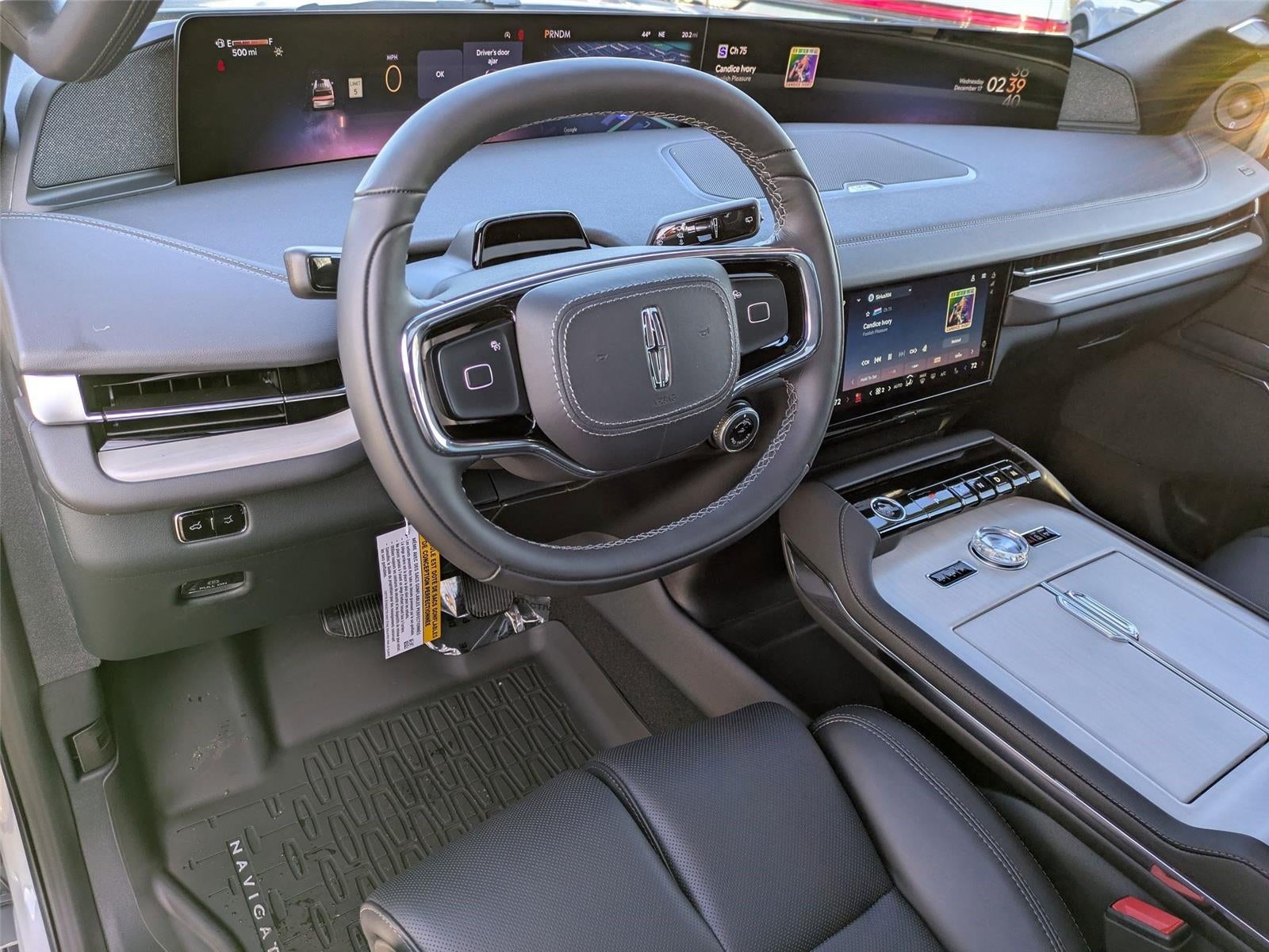 2025 Lincoln Navigator L Reserve