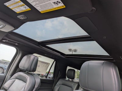2027 Lincoln Navigator L Reserve