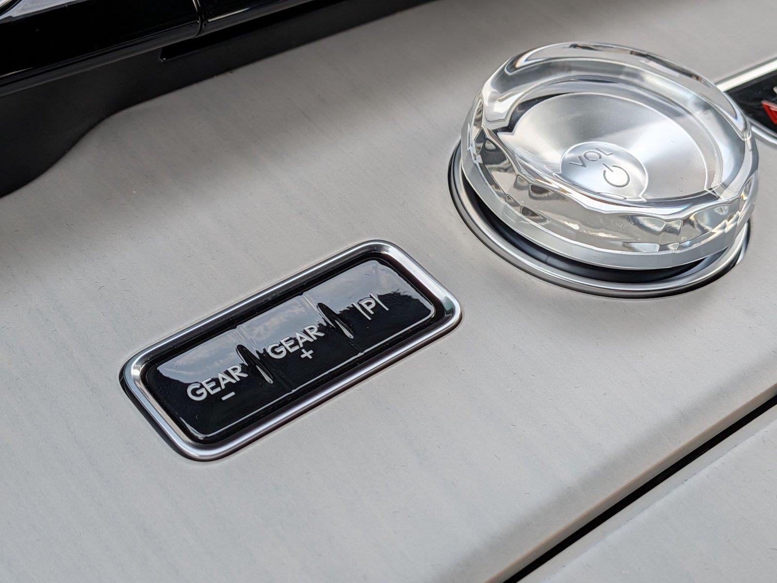 2027 Lincoln Navigator L Reserve