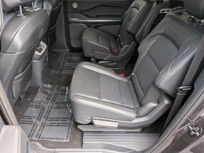 2027 Lincoln Navigator L Reserve