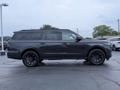 2027 Lincoln Navigator L Reserve