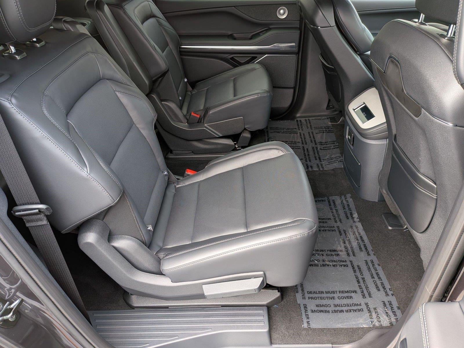 2027 Lincoln Navigator L Reserve