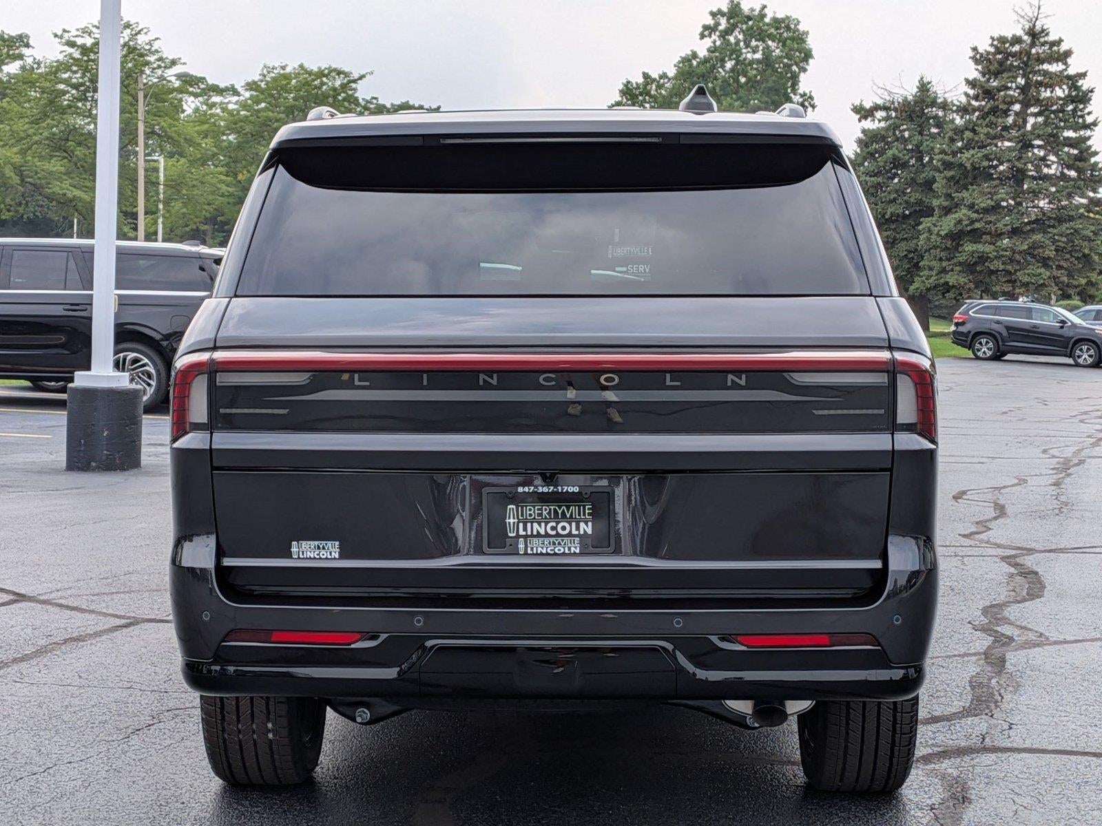 2027 Lincoln Navigator L Reserve