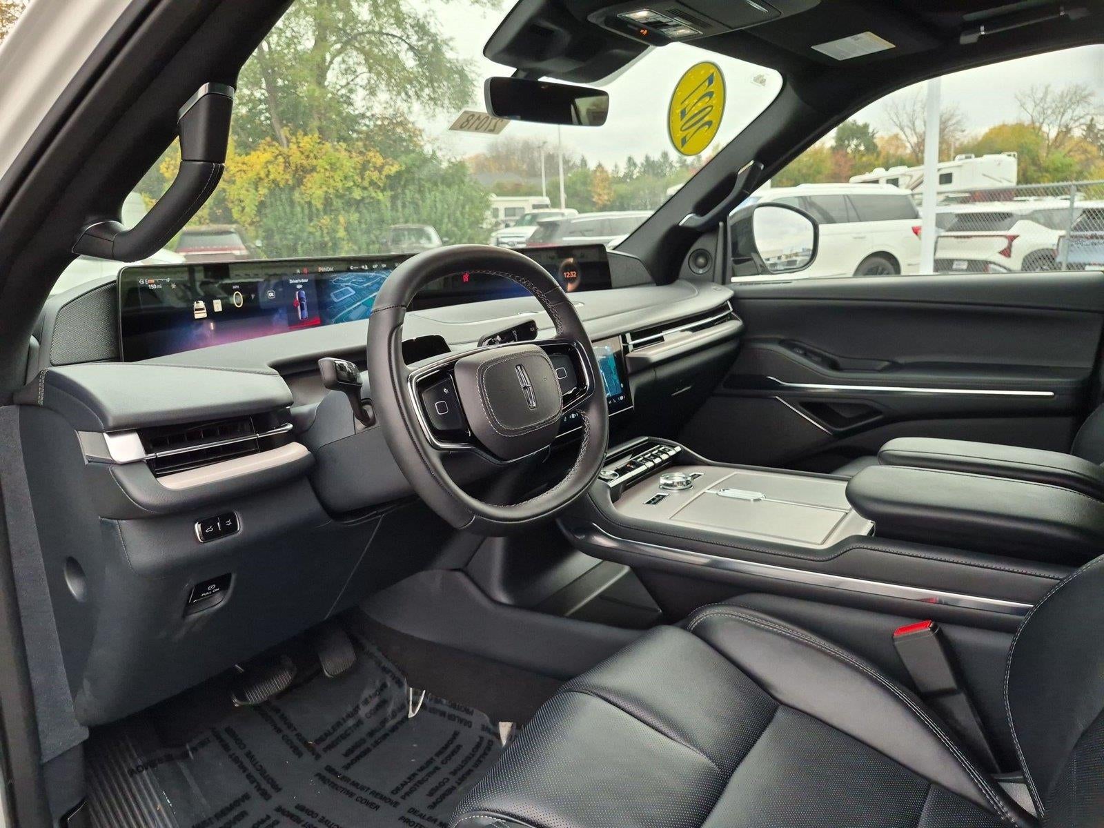 2027 Lincoln Navigator L Reserve