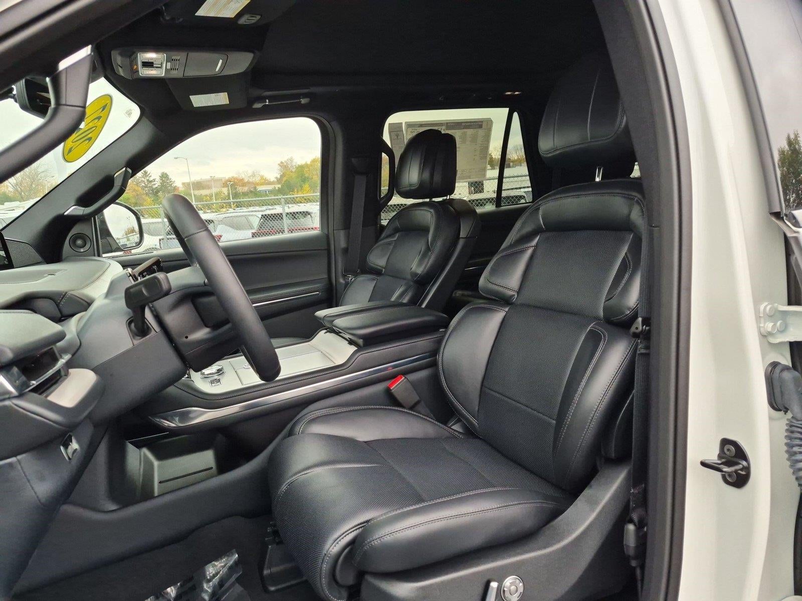 2027 Lincoln Navigator L Reserve