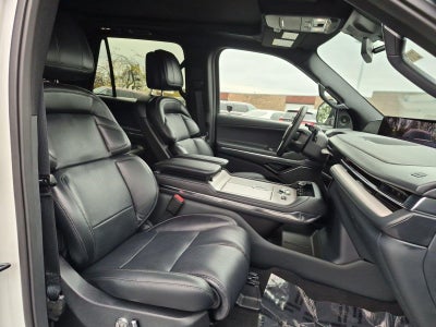 2027 Lincoln Navigator L Reserve