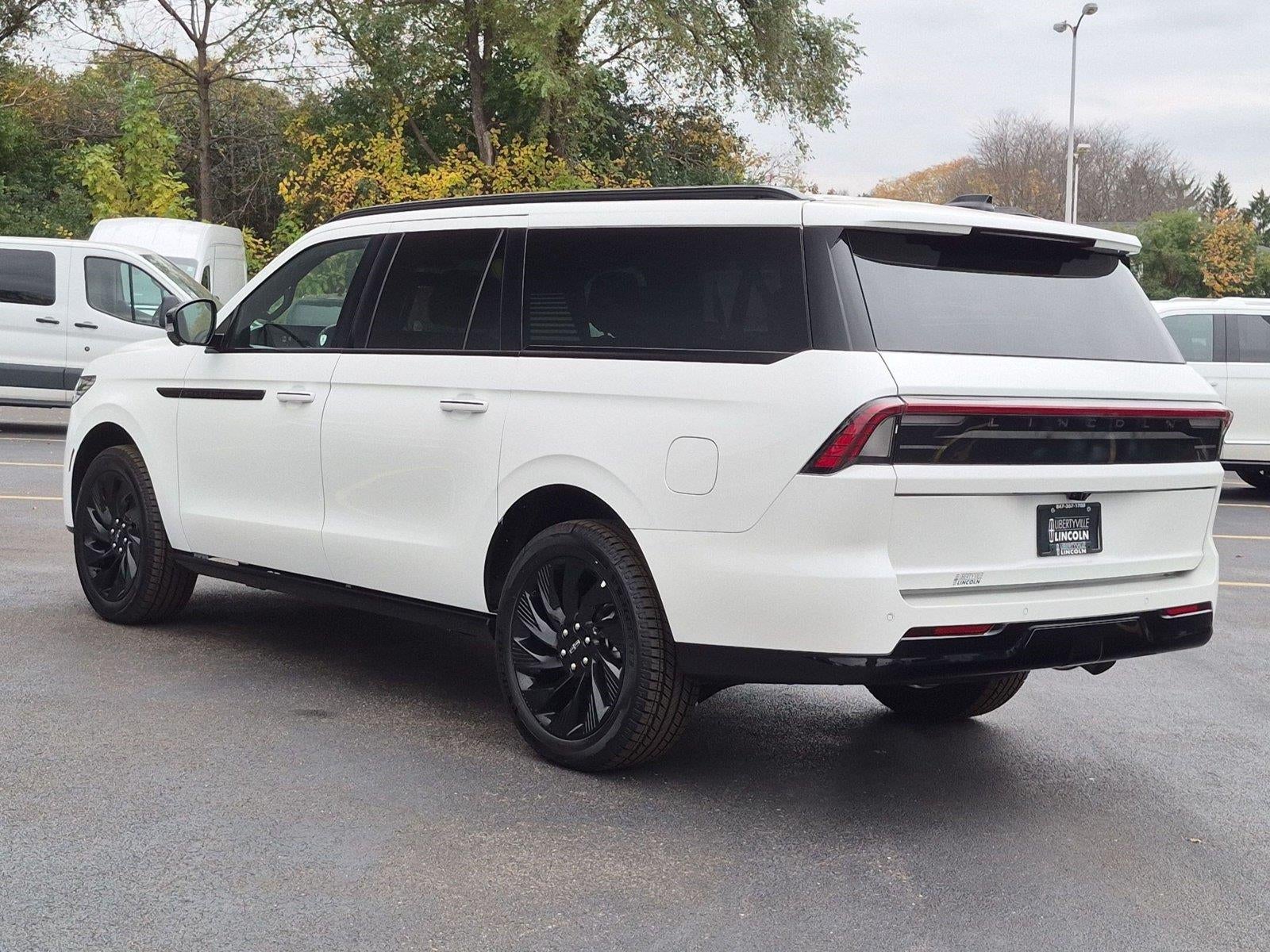 2027 Lincoln Navigator L Reserve