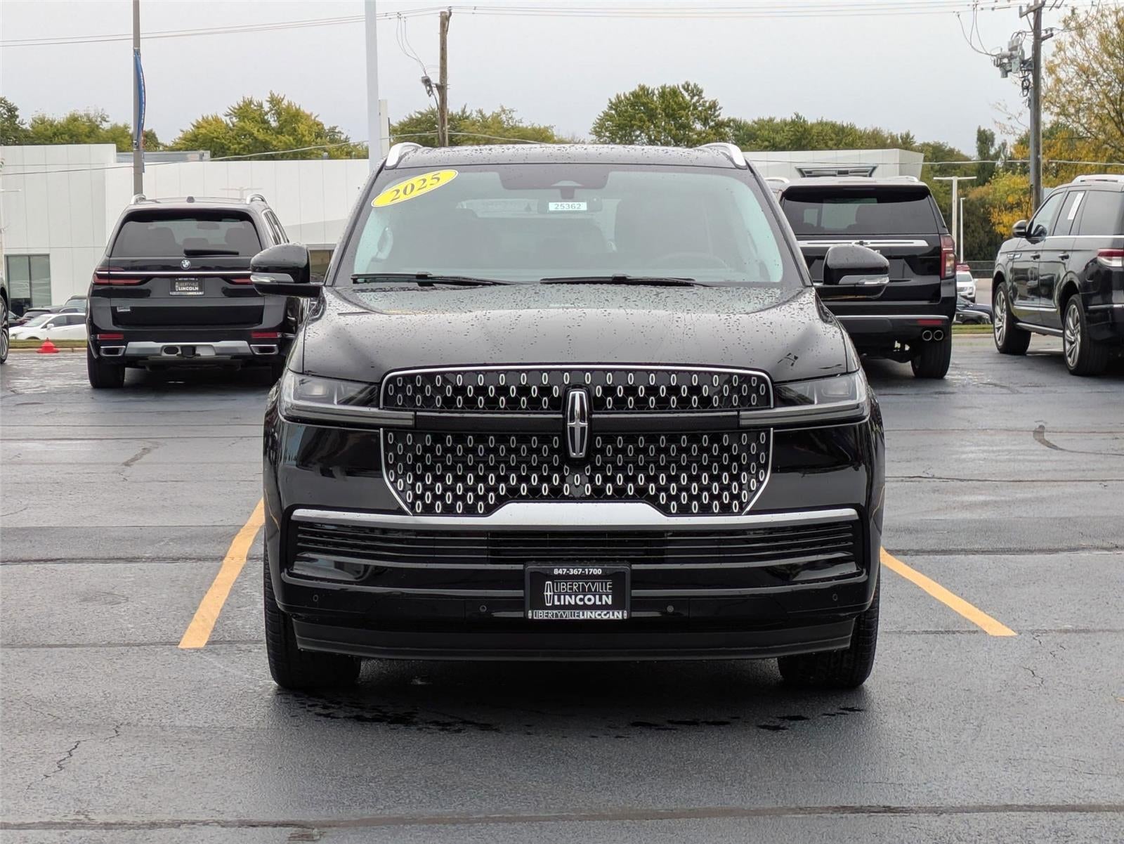 2025 Lincoln Navigator L Reserve