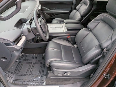 2027 Lincoln Navigator L Reserve